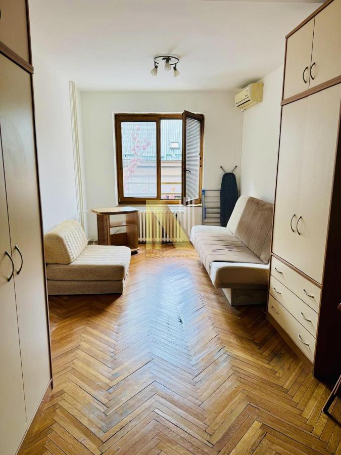 Odlična garsonjera u centru grada