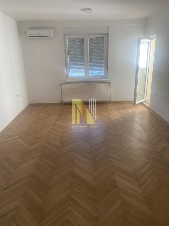 Kompletno renoviran, funkcionalan dvosoban stan, Sajam